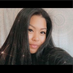 Meet your Posher, Kaitlyne rose